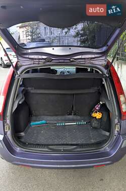 Хэтчбек Ford Fusion 2008 в 