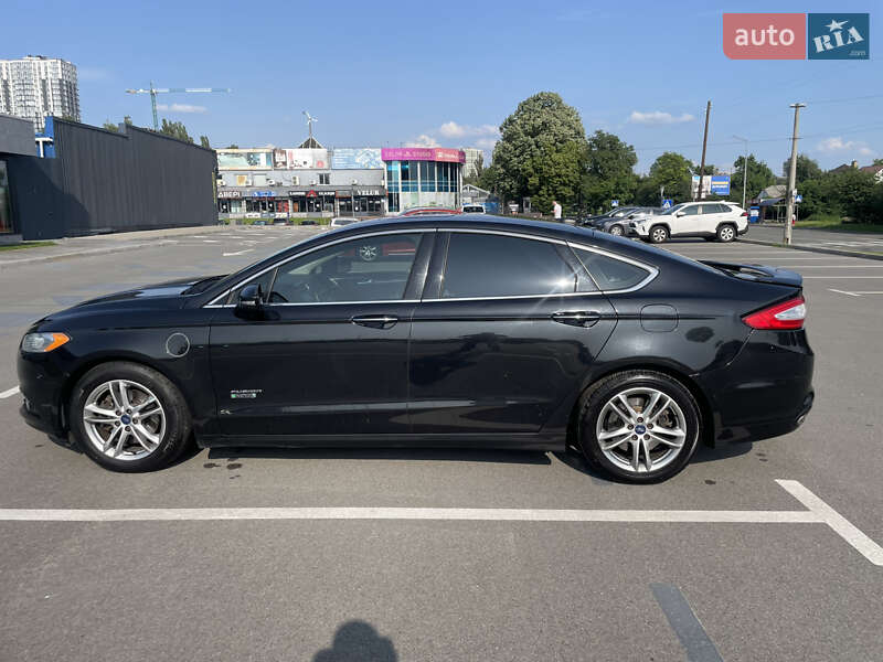 Седан Ford Fusion 2015 в Киеве