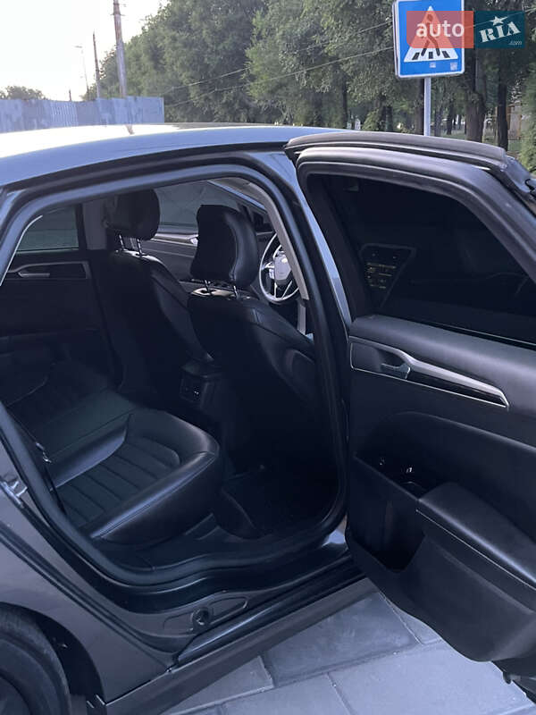 Седан Ford Fusion 2015 в Запорожье фото 20 Седан Ford Fusion 2015 в Запорожье