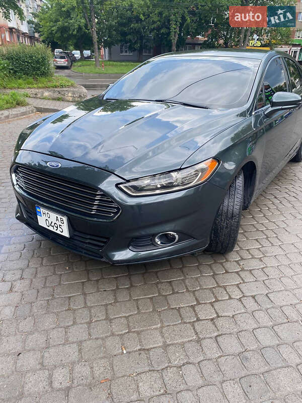Седан Ford Fusion 2015 в Тернополе