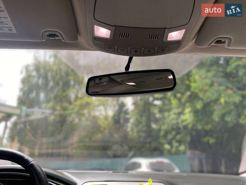 Седан Ford Fusion 2015 в Тернополі