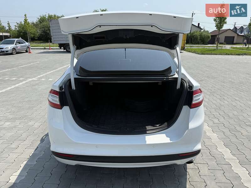 Седан Ford Fusion 2012 в Ирпене