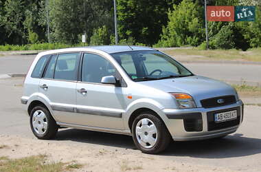Хэтчбек Ford Fusion 2008 в 