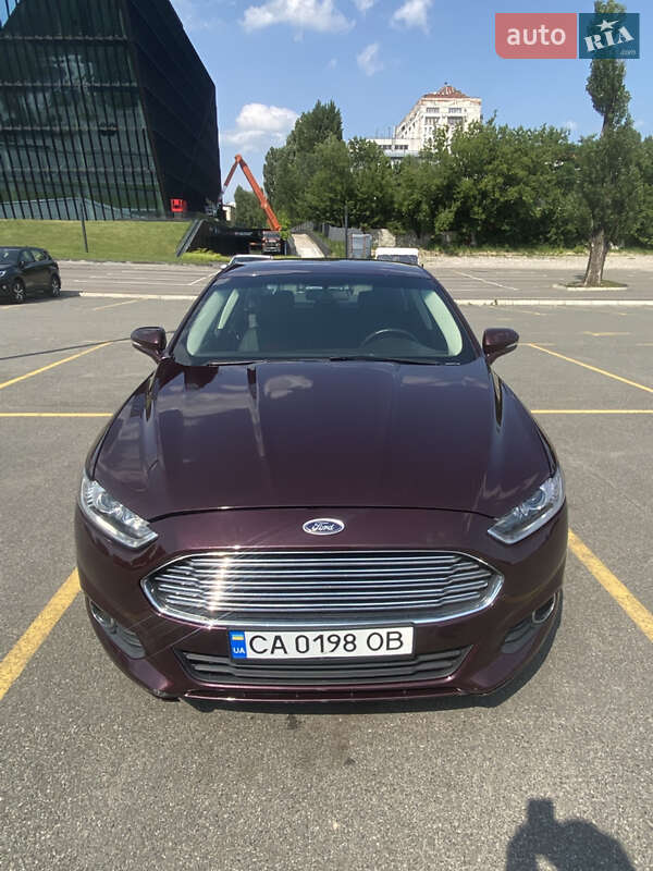 Седан Ford Fusion 2013 в Киеве