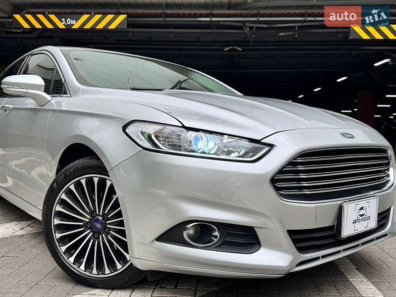 Седан Ford Fusion 2015 в Києві