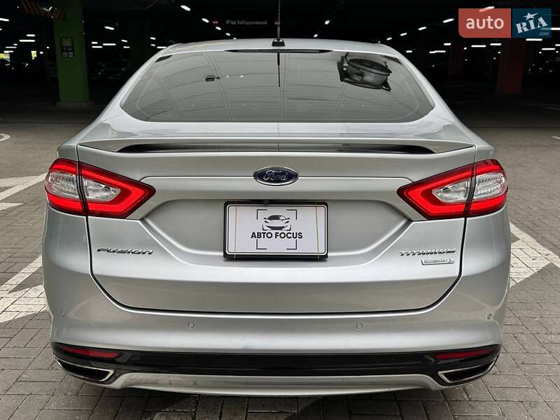 Седан Ford Fusion 2015 в Києві