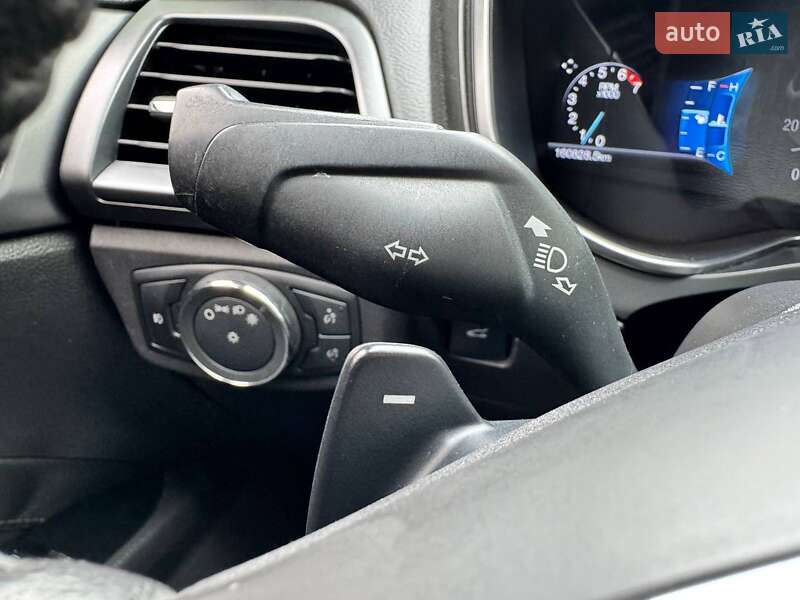 Седан Ford Fusion 2015 в Києві