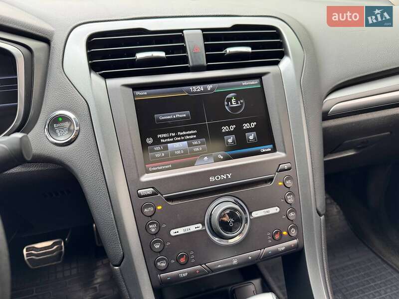Седан Ford Fusion 2015 в Києві
