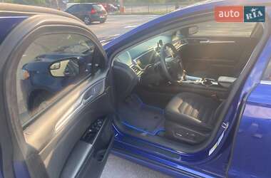 Седан Ford Fusion 2014 в 