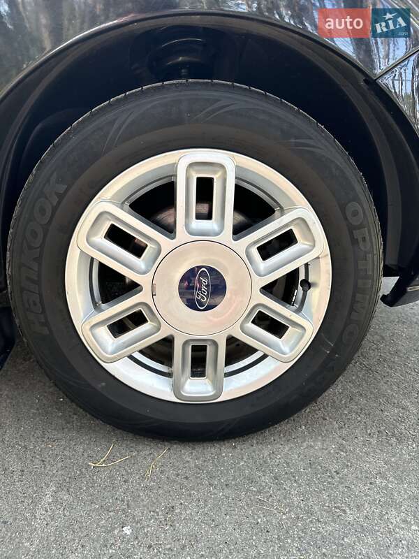 Хэтчбек Ford Fusion 2007 в Киеве