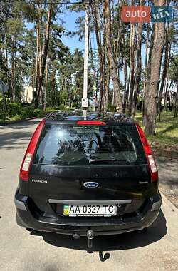 Хэтчбек Ford Fusion 2007 в 