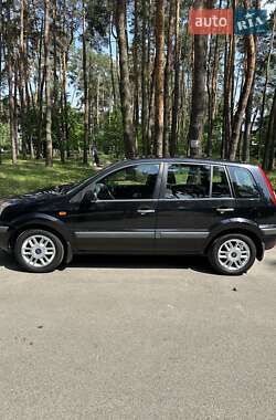 Хэтчбек Ford Fusion 2007 в 