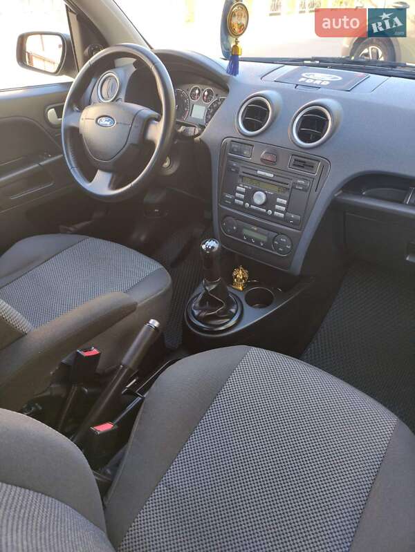 Хетчбек Ford Fusion 2009 в Вінниці