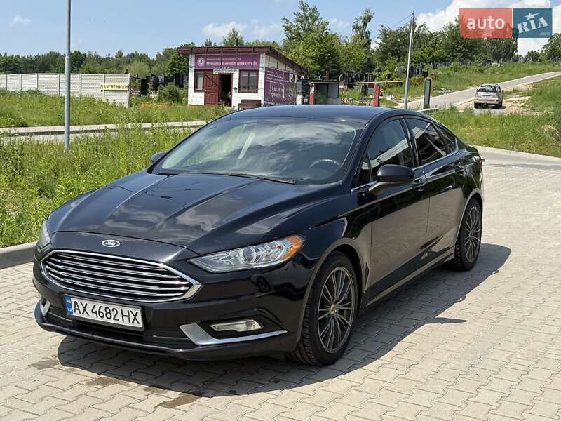 Седан Ford Fusion 2017 в Львове