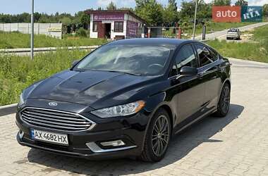 Седан Ford Fusion 2017 в 