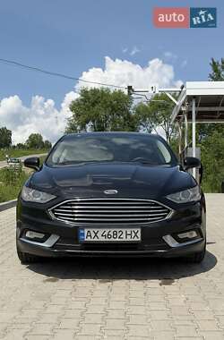 Седан Ford Fusion 2017 в 