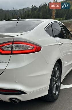 Седан Ford Fusion 2014 в 