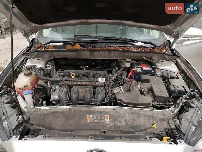 Седан Ford Fusion 2017 в Львове