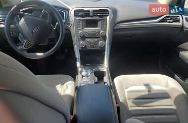 Седан Ford Fusion 2018 в 