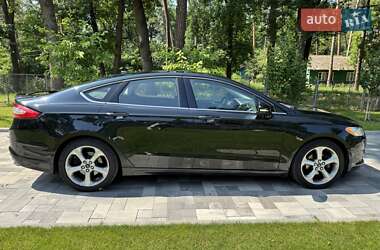 Седан Ford Fusion 2014 в 