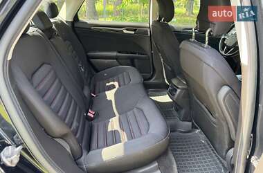 Седан Ford Fusion 2014 в 