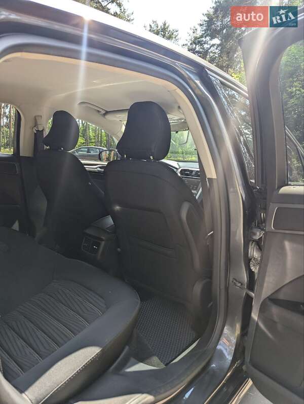 Седан Ford Fusion 2015 в Черкассах фото 17 Седан Ford Fusion 2015 в Черкассах