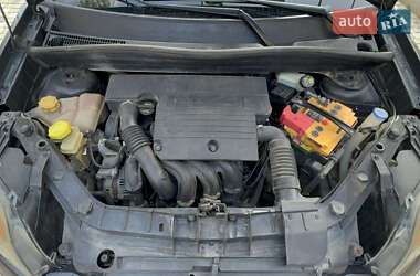 Хэтчбек Ford Fusion 2006 в 