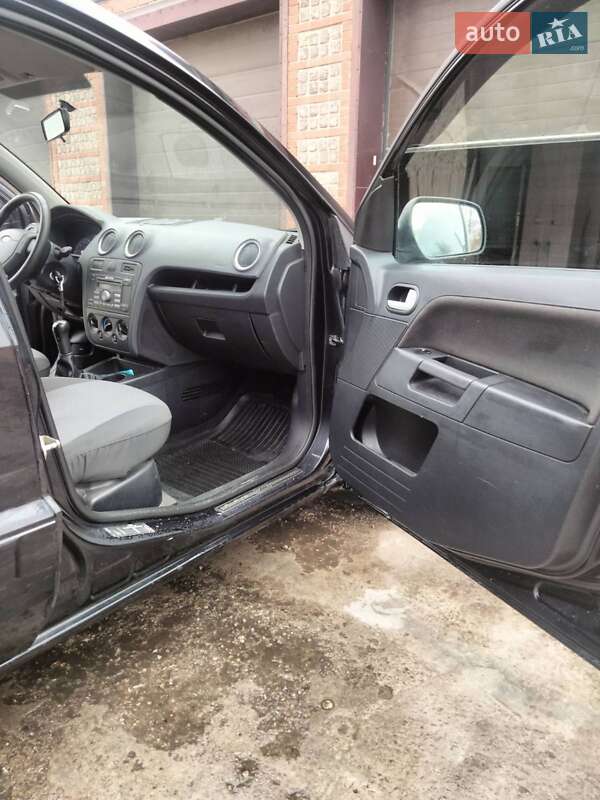 Хэтчбек Ford Fusion 2011 в Кропивницком фото 3 Хэтчбек Ford Fusion 2011 в Кропивницком