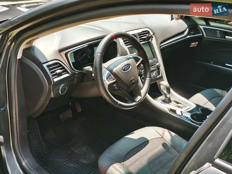 Седан Ford Fusion 2015 в Днепре