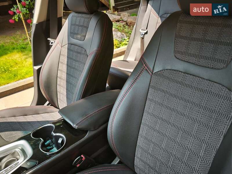 Седан Ford Fusion 2015 в Днепре