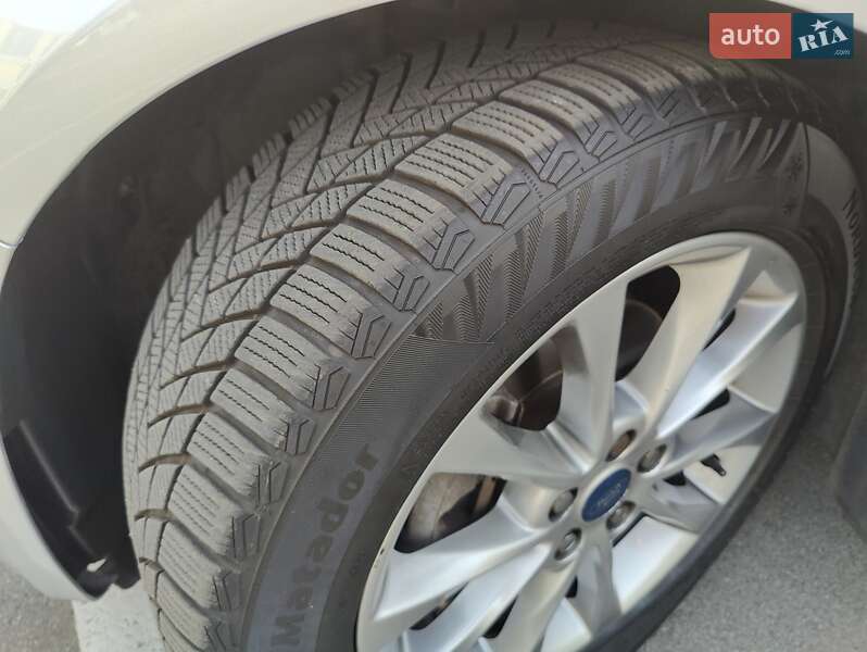 Седан Ford Fusion 2016 в Киеве фото 33 Седан Ford Fusion 2016 в Киеве