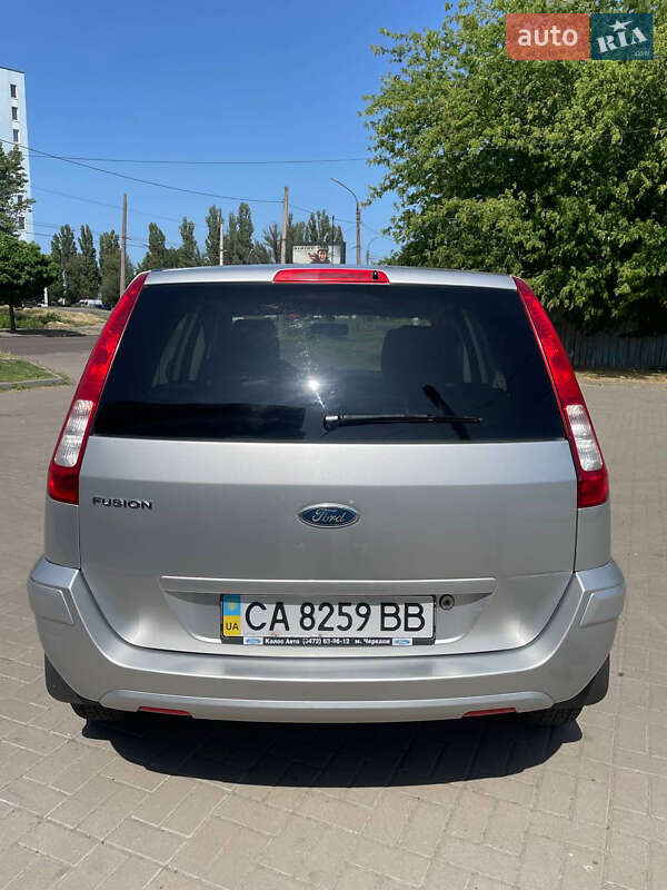Хэтчбек Ford Fusion 2010 в Черкассах