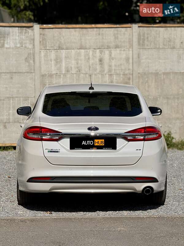 Седан Ford Fusion 2016 в Харкові