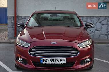 Седан Ford Fusion 2013 в 