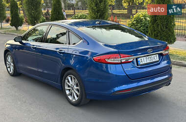 Седан Ford Fusion 2017 в 