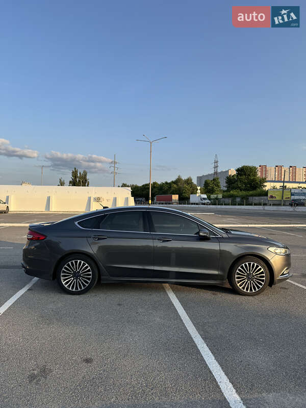 Седан Ford Fusion 2016 в Києві