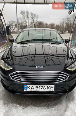 Седан Ford Fusion 2017 в Києві
