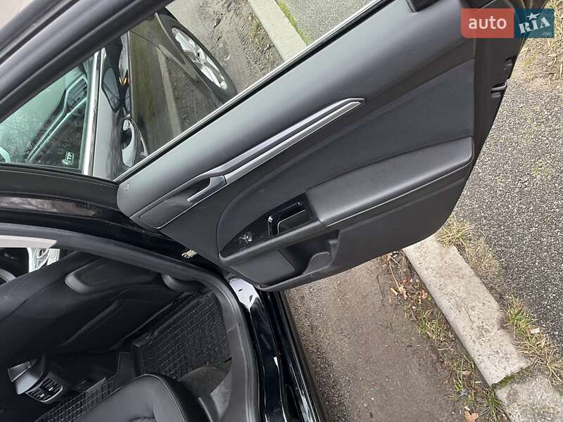 Седан Ford Fusion 2016 в Киеве