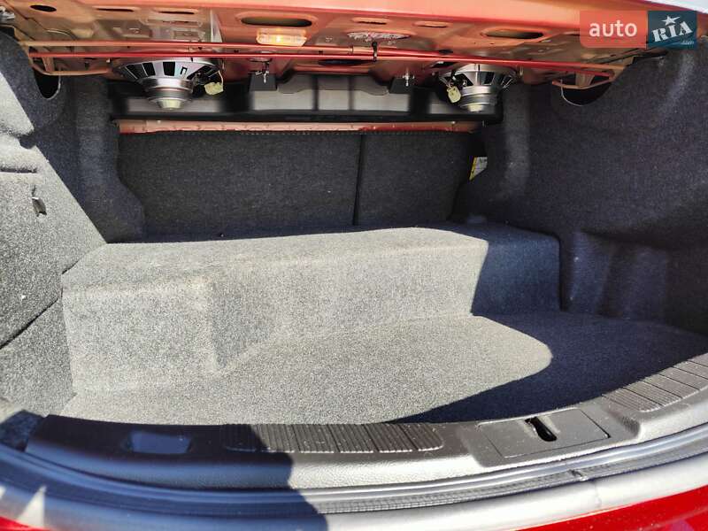 Седан Ford Fusion 2015 в Дрогобыче