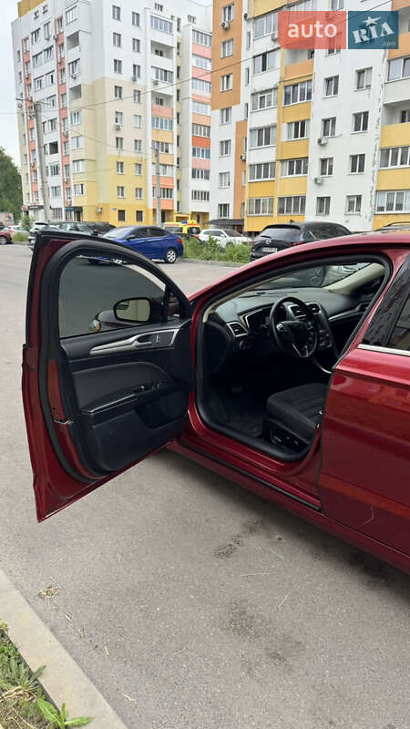 Седан Ford Fusion 2017 в Харкові