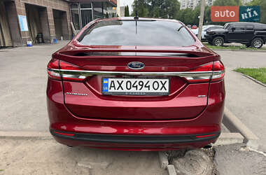 Седан Ford Fusion 2017 в 