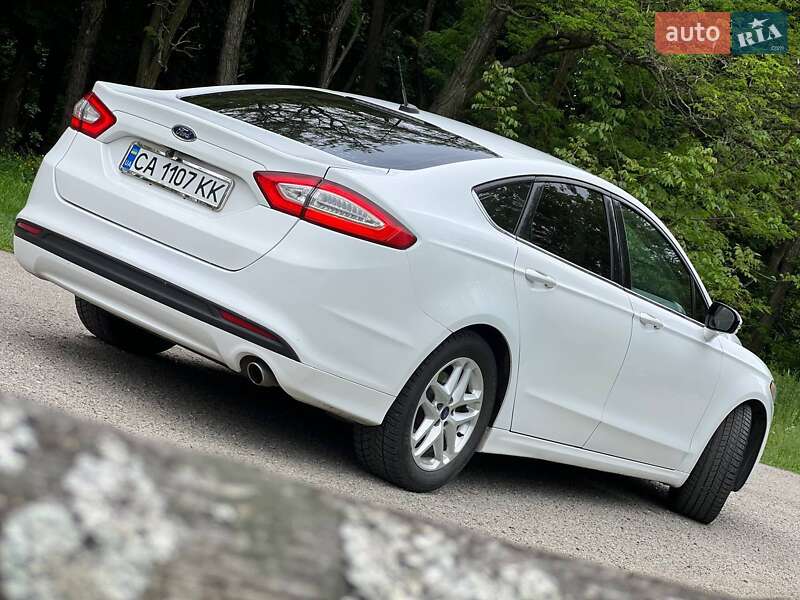 Седан Ford Fusion 2014 в Корсуне-Шевченковском