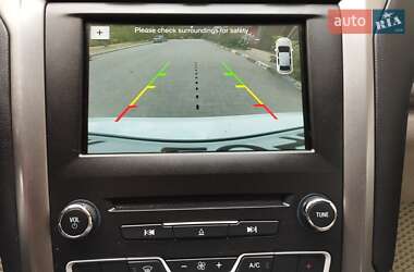 Седан Ford Fusion 2018 в 