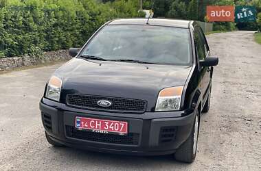 Хетчбек Ford Fusion 2008 в 