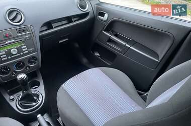Хетчбек Ford Fusion 2008 в 