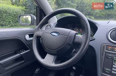 Хетчбек Ford Fusion 2008 в 