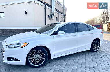 Седан Ford Fusion 2014 в 
