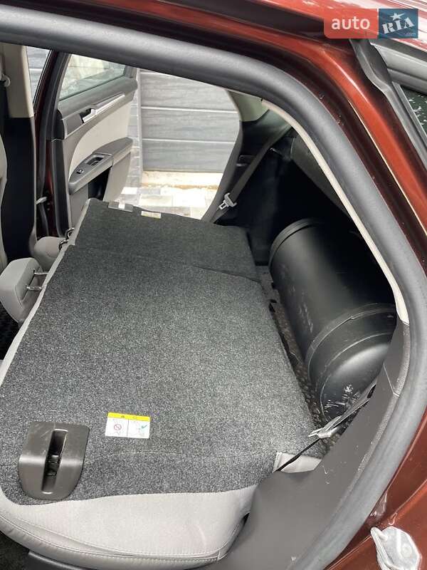 Седан Ford Fusion 2015 в Ирпене