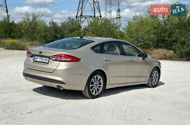 Седан Ford Fusion 2017 в 