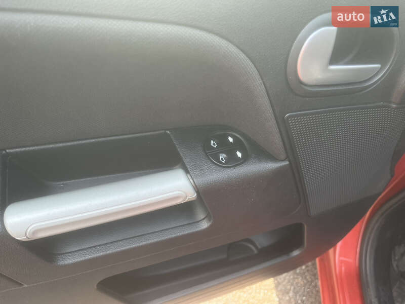 Хэтчбек Ford Fusion 2011 в Нежине фото 22 Хэтчбек Ford Fusion 2011 в Нежине